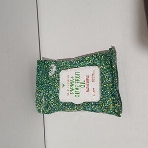 Bolero Papaya Facial Wipes NWT